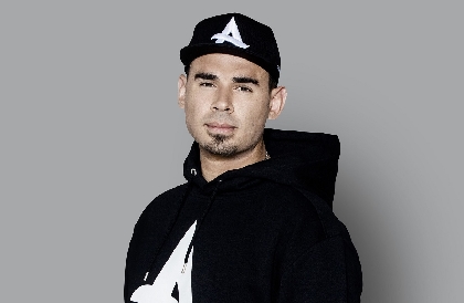 AfrojackがDiscoverFeedのメタバース空間に降臨