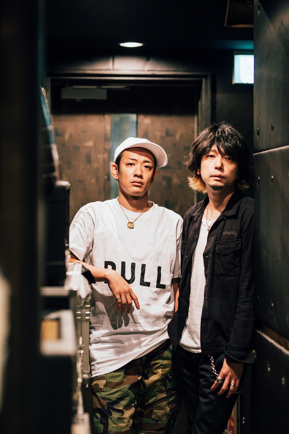 Nothing's Carved In Stone・村松拓、生形真一 撮影＝上山陽介