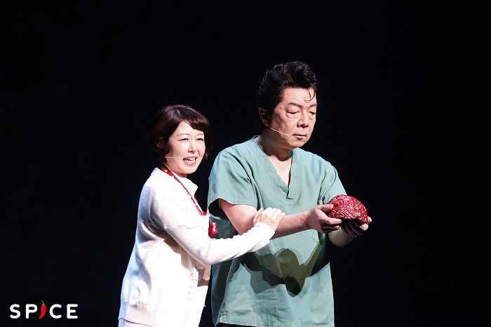 音楽劇『マニアック』東京公演開幕～古田新太「意外といい作品に