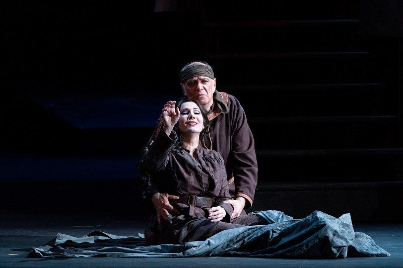 新国立劇場『リゴレット』2023年公演より 　　　　　　　　撮影：堀田力丸