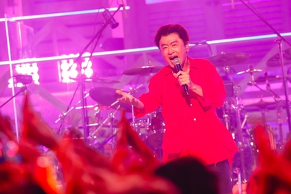 【値下げ 美品】桑田佳祐 ライブツアー2002 メンズパーカー 48223-147-