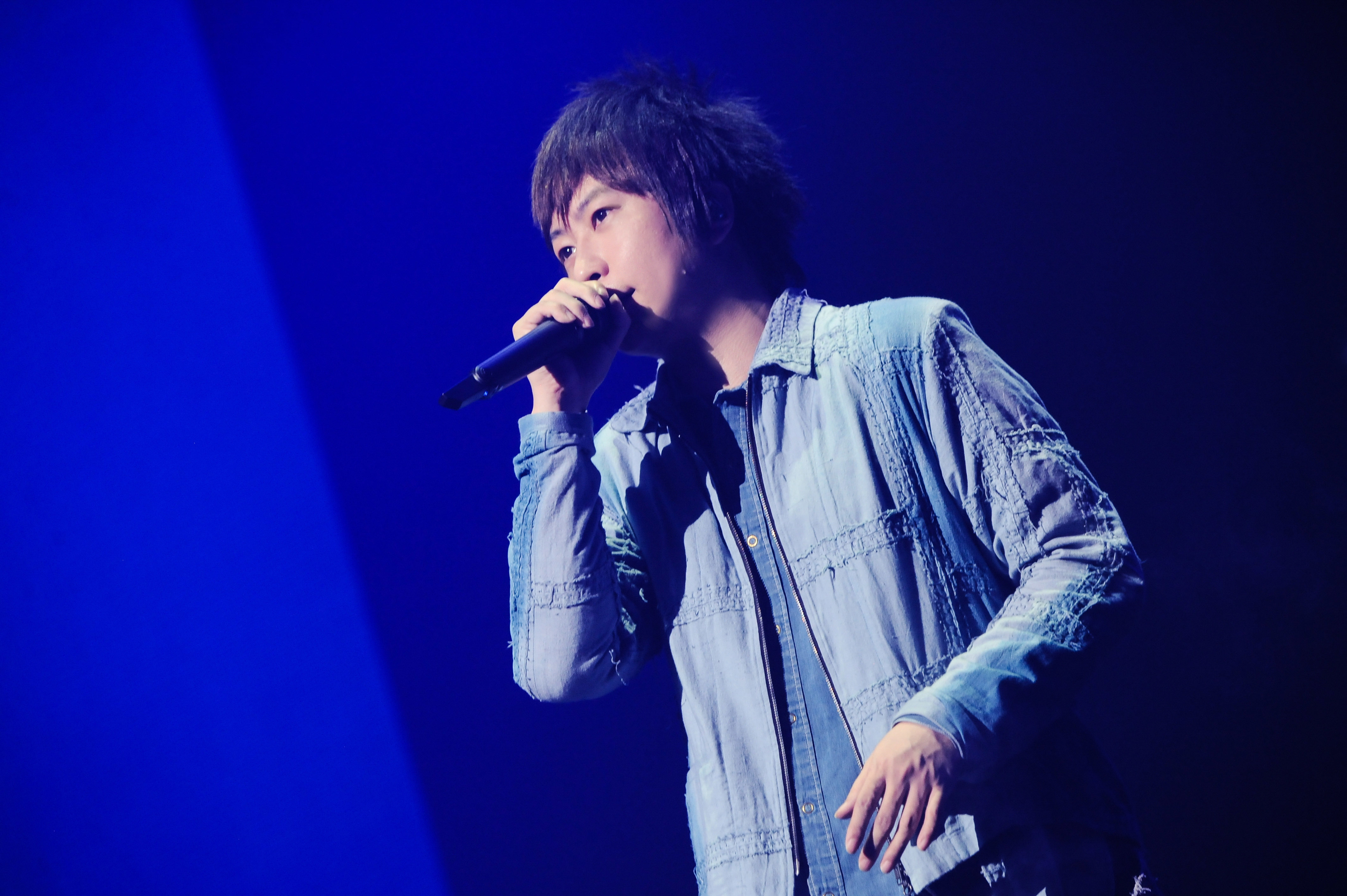 Mayday 撮影＝藤川正典