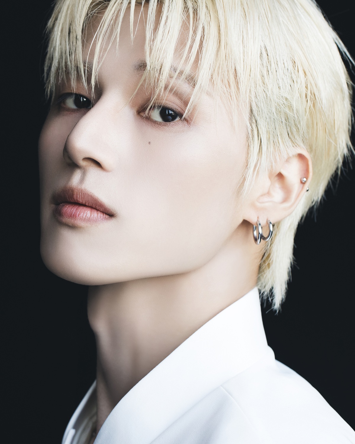 WOOYOUNG　©ユニバーサルミュージック
