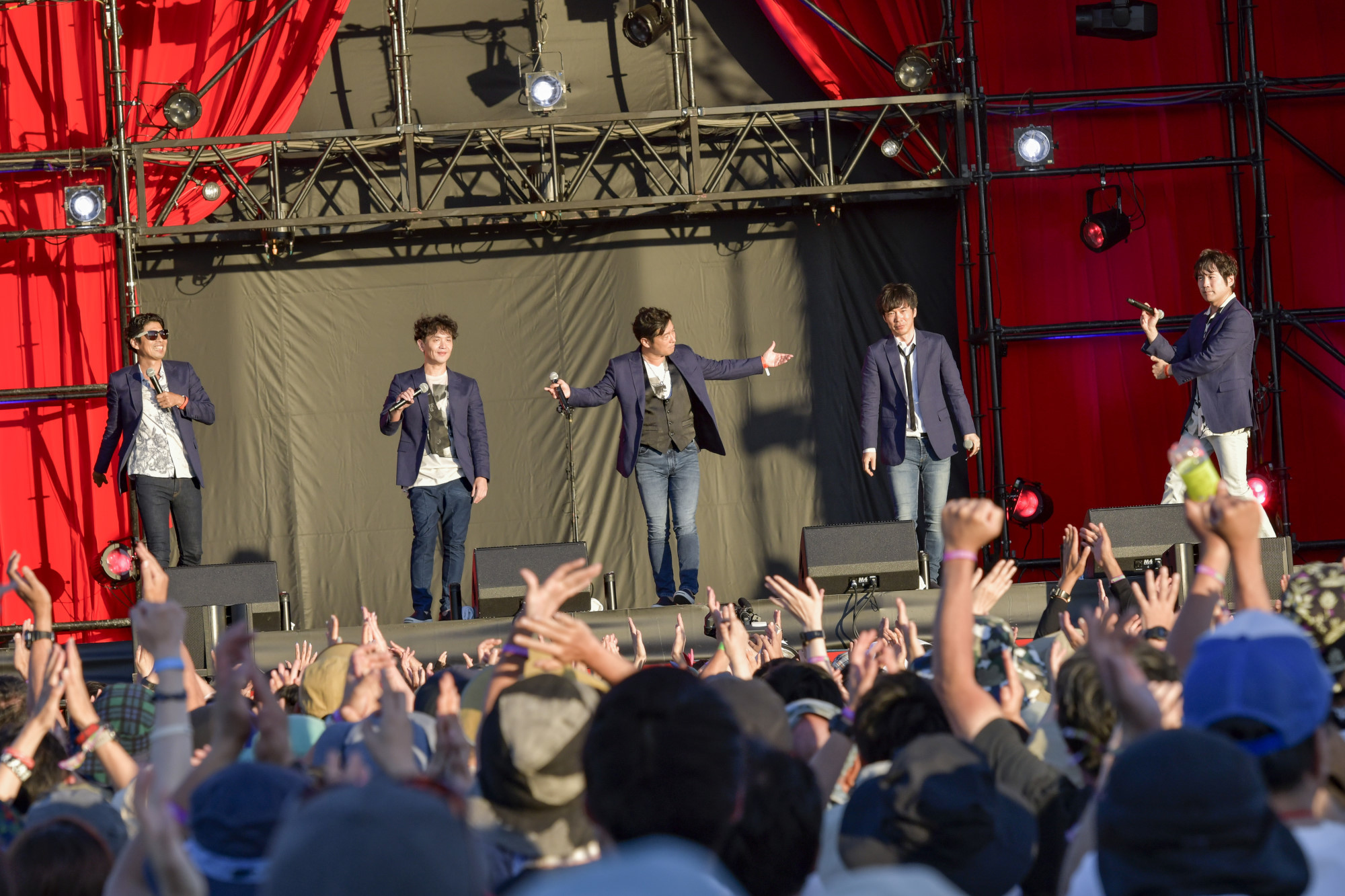 ゴスペラーズ (C)RISING SUN ROCK FESTIVAL photo by 古渓一道