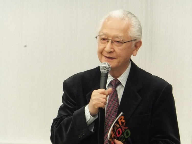 「大阪4大オーケストラ合同記者発表会」で意気込みを語る秋山和慶 (C)H.isojima