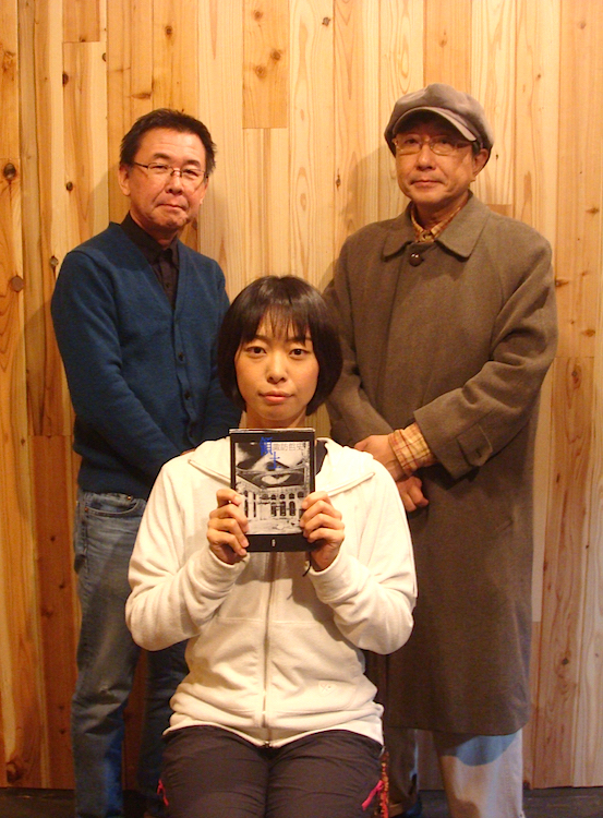 左から・加藤智宏、岡本理沙、天野天街