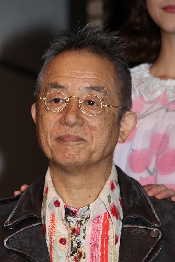 串田和美