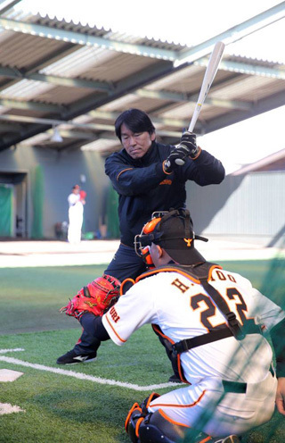 松井は2月6日から宮崎春季キャンプで臨時コーチを務める
