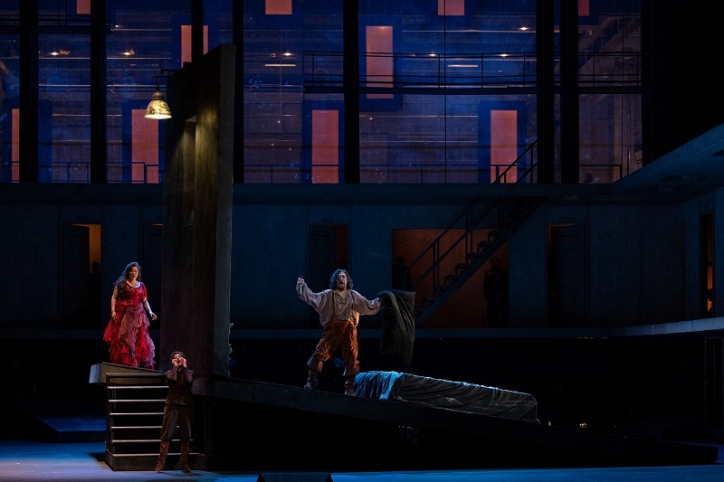 新国立劇場『リゴレット』2023年公演より 　　　　　　　　撮影：堀田力丸