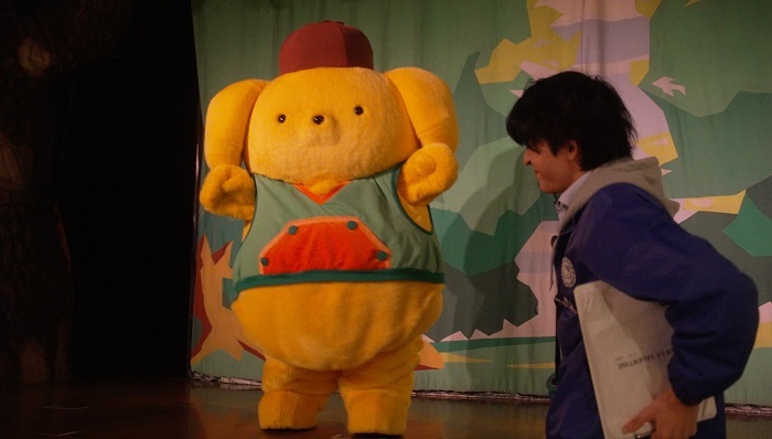 (C)'76,'90,'96,'99,'01,'05,'09,'21 SANRIO APPROVAL No.P1203031