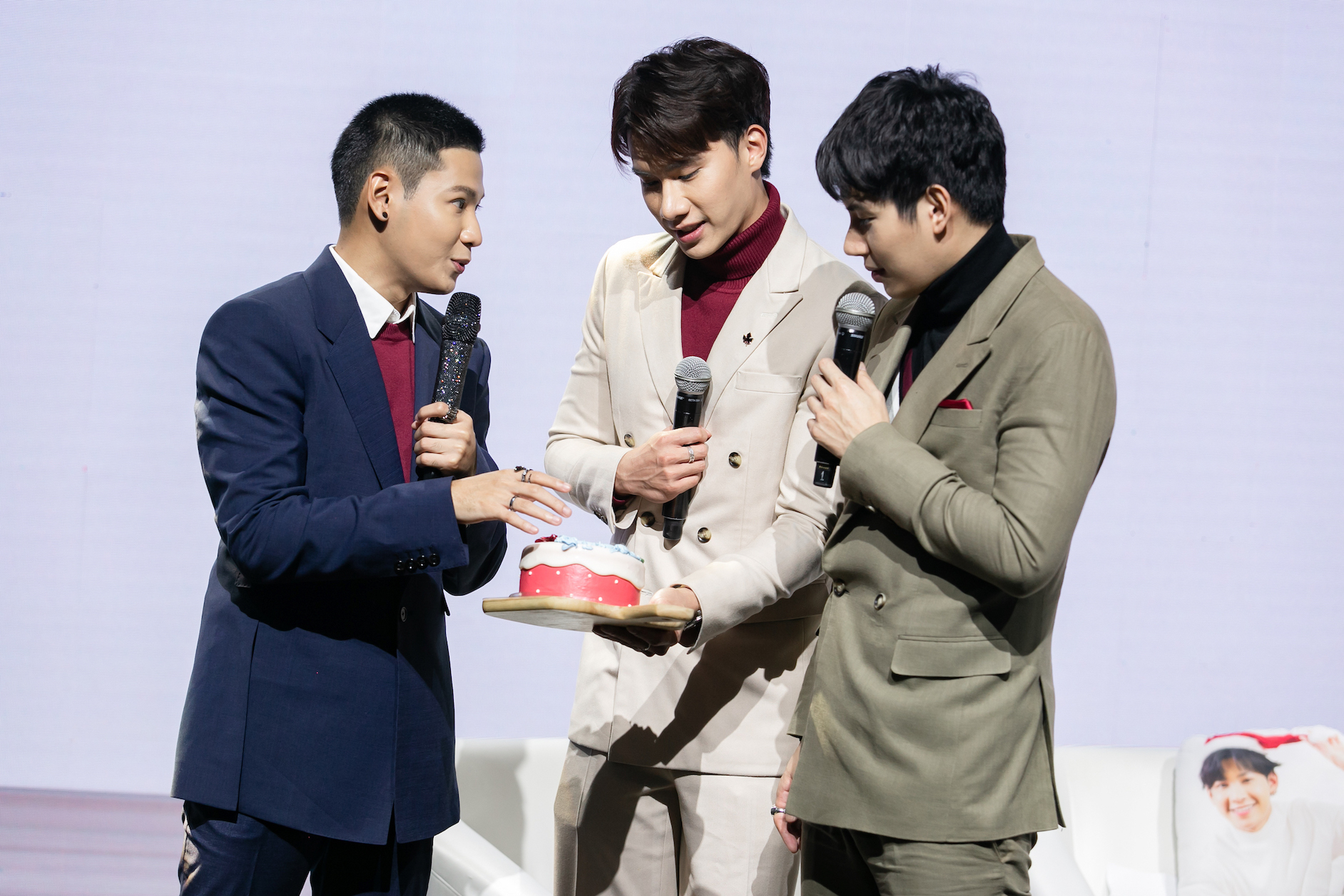 『Singto X’Mas Online Event』