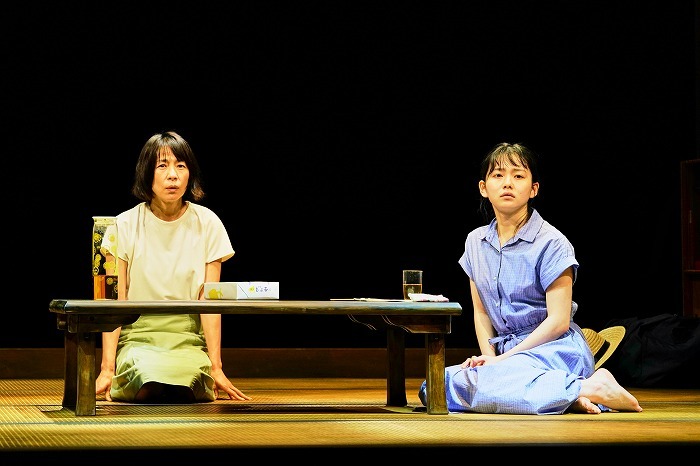 世田谷パブリックシアター『夏の砂の上』（撮影：細野晋司）