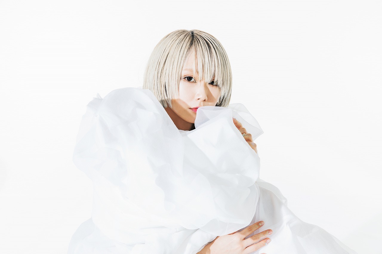 Reol 新作『文明EP』より「激白」のライブ映像を公開 各チェーン別の