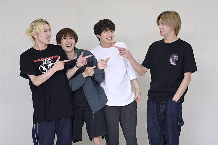 自然体の4人を撮影させてもらいました！