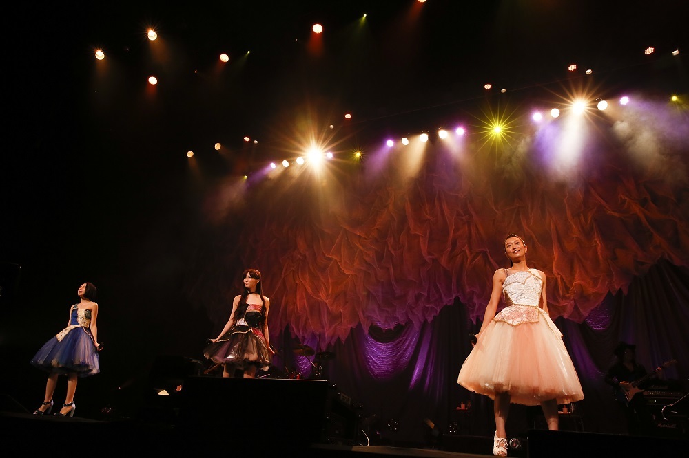 Kalafina “9+ONE”』ツアーレポート 東京公演で感じた圧倒的な厚みと「背負っていくべき78