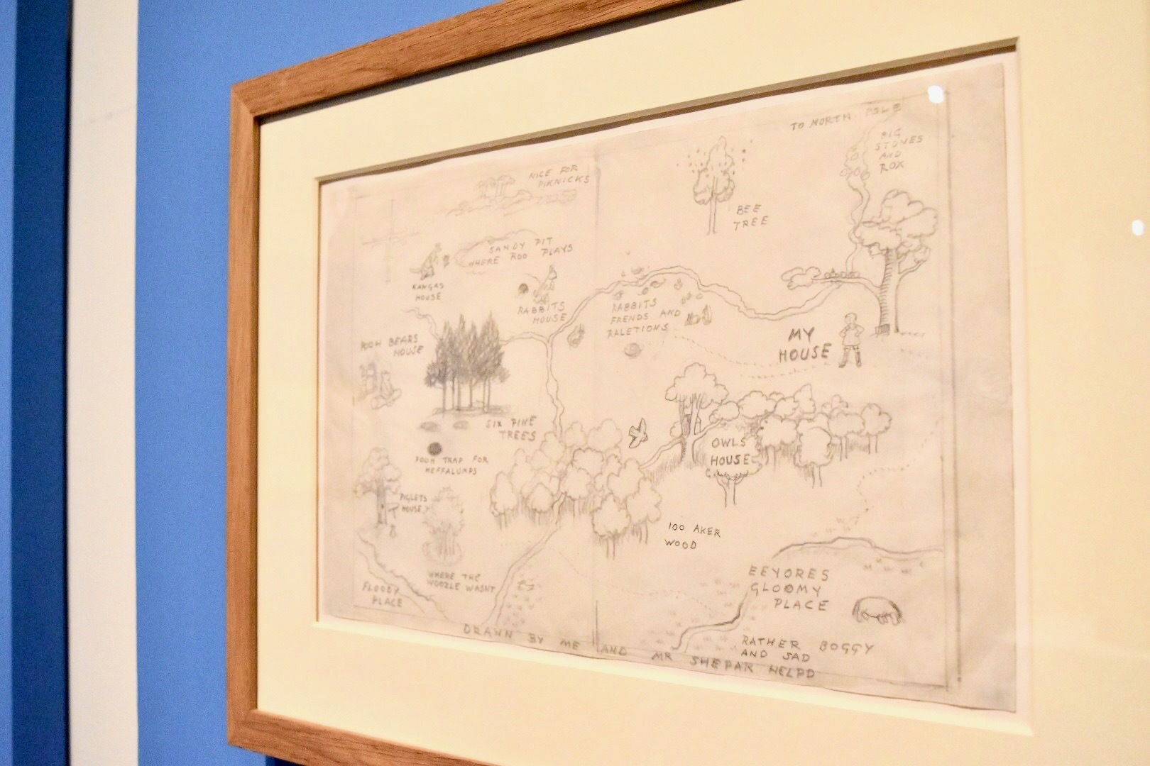 E.H.シェパード　百ちょ森（百町森）の地図『クマのプーさん』見返し　1926年　ヴィクトリア・アンド・アルバート博物館所蔵
