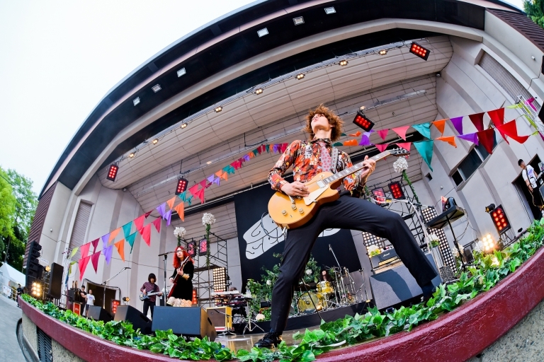 『GLIM SPANKY 野音ライブ 2017』大阪城音楽堂 Photo credit by ハヤシマコ