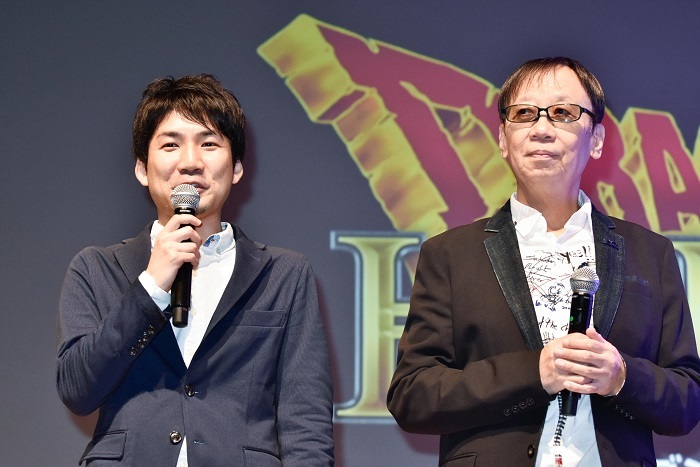青海プロデューサーと堀井雄二 撮影＝原地達浩