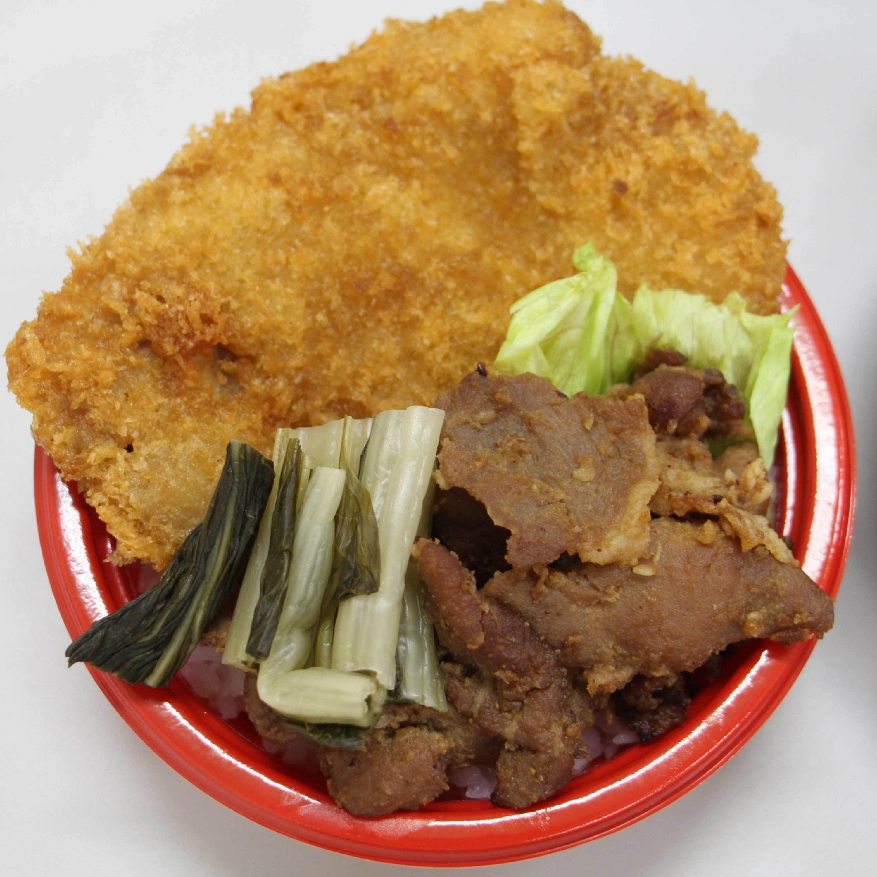 秩父わらじかつ丼