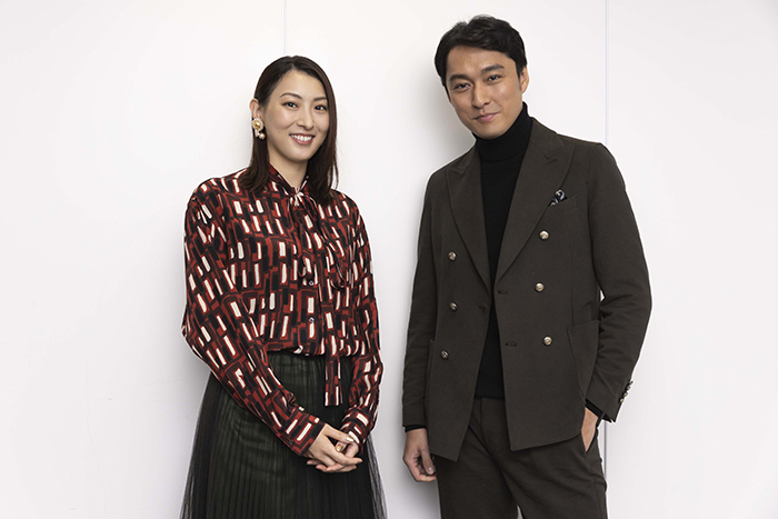 （左から）珠城りょう、渡辺大