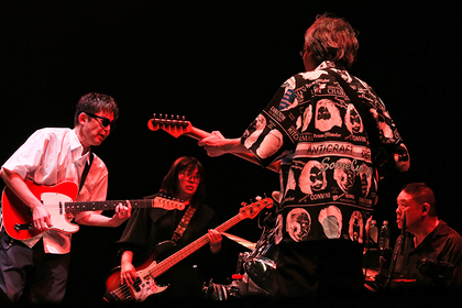 ZAZEN BOYS 日本武道館　1Blue-ray&3CD ZAZEN BOYS 日本武道館 1blu-ray & 3CD - メルカリ