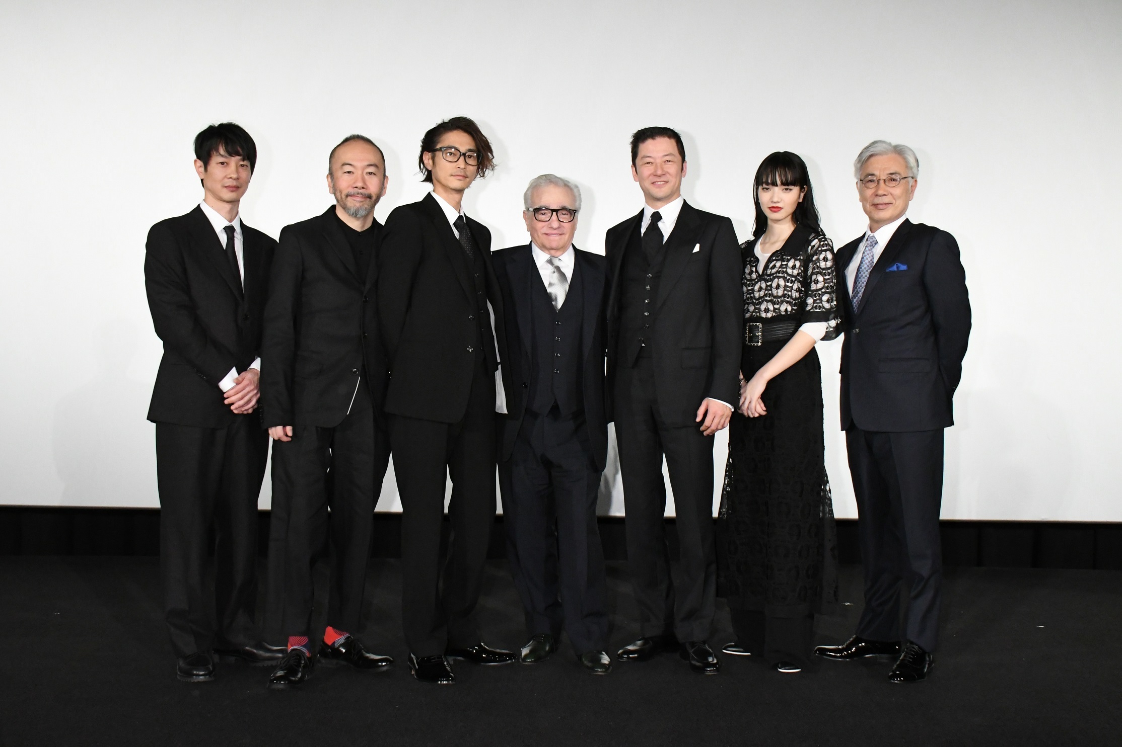 左から、加瀬亮、塚本晋也、窪塚洋介、マーティン・スコセッシ監督、浅野忠信、小松菜奈、イッセー尾形