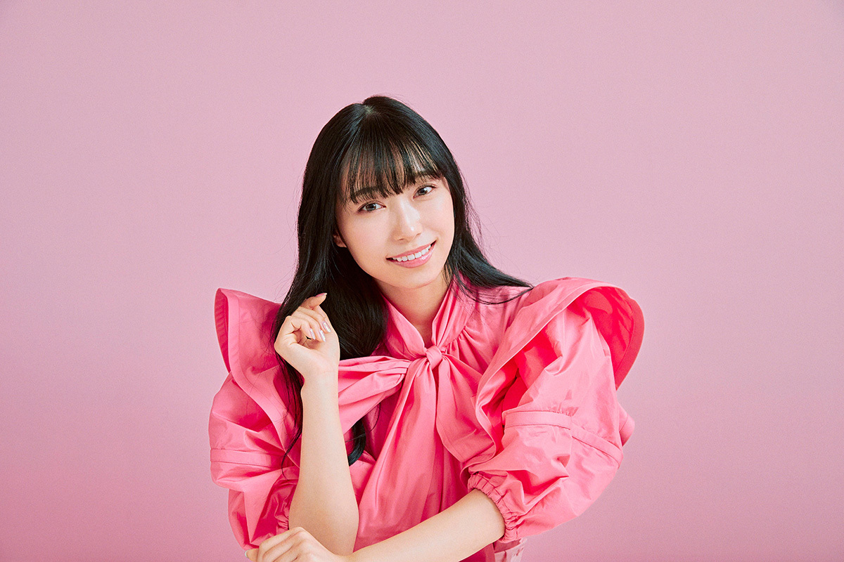 小林愛香、1stアルバム『Gradation Collection』ジャケット写真＆収録 