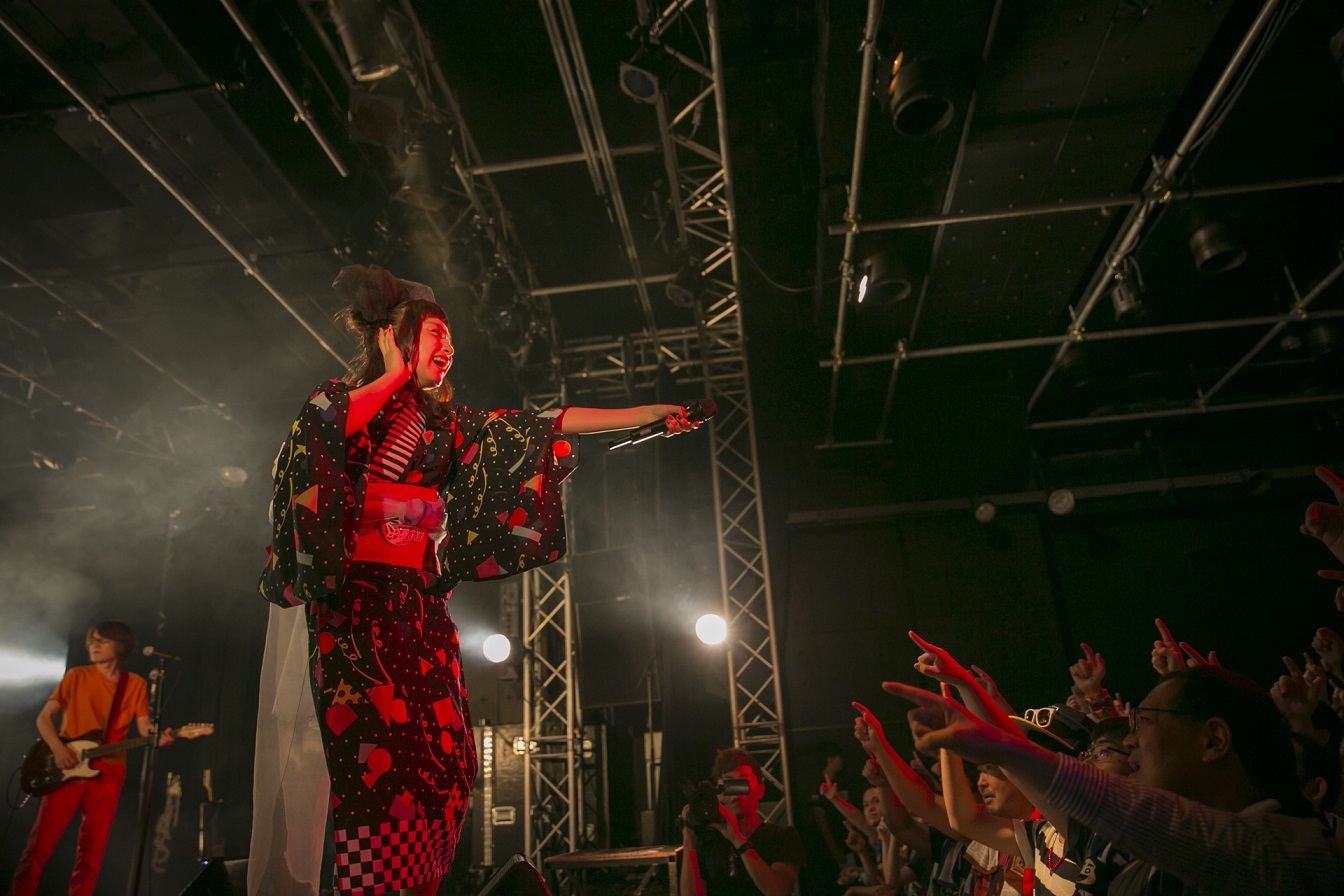 トミタ栞　Photo by Saburo Yoneyama（SignaL）　Yukata by ふりふ