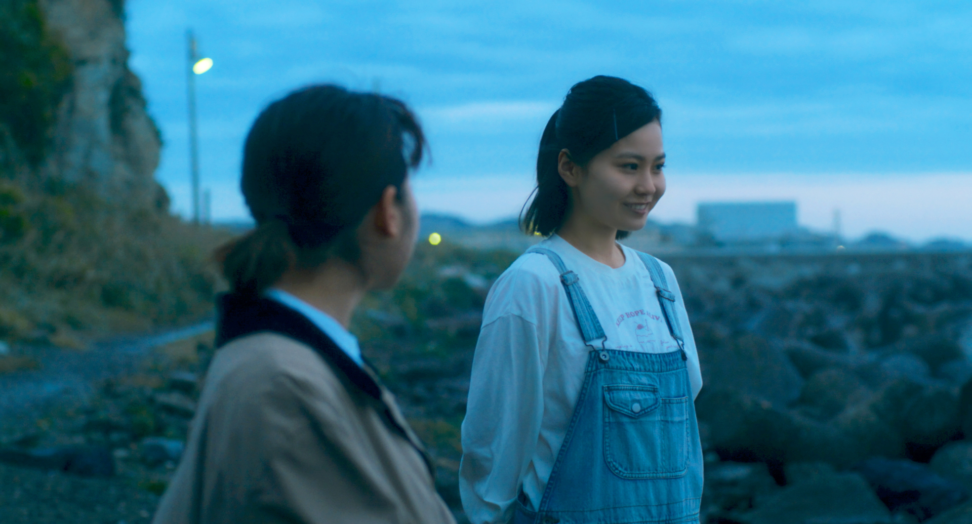 新谷ゆづみ （C）2022 映画「やがて海へと届く」製作委員会