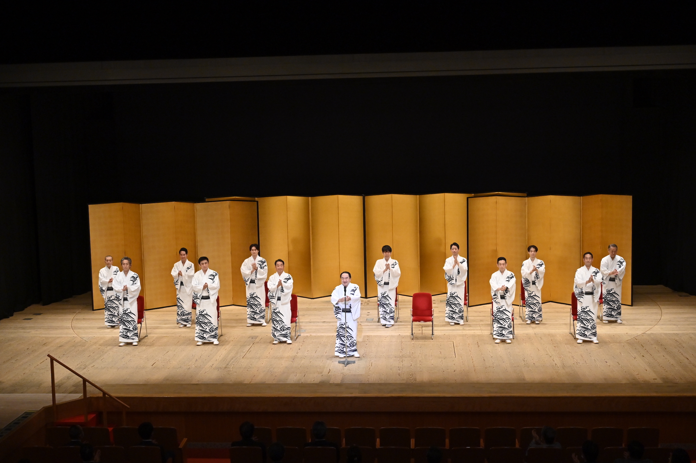 口上 (c)松竹