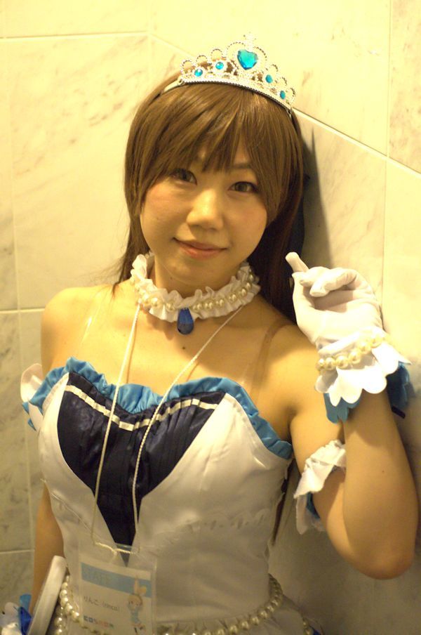 イベントを彩るコスプレイヤーの「りんこ」さん 撮影＝野島亮佑