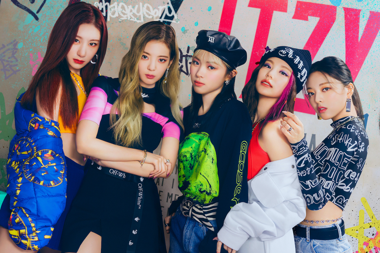 ITZY、日本デビューベストアルバム『IT'z ITZY』のリリースを記念して ...