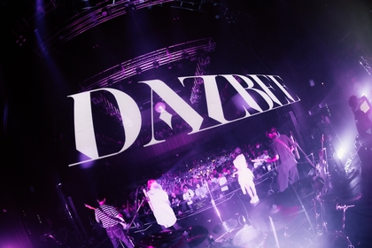 Empty old City、水槽、DAZBEE（ダズビー）が出演　出自や国籍を越え、“ここでしか見られないコラボ”も届けた『FAVOY TOKYO -電鈴合図-』DAY2をレポート