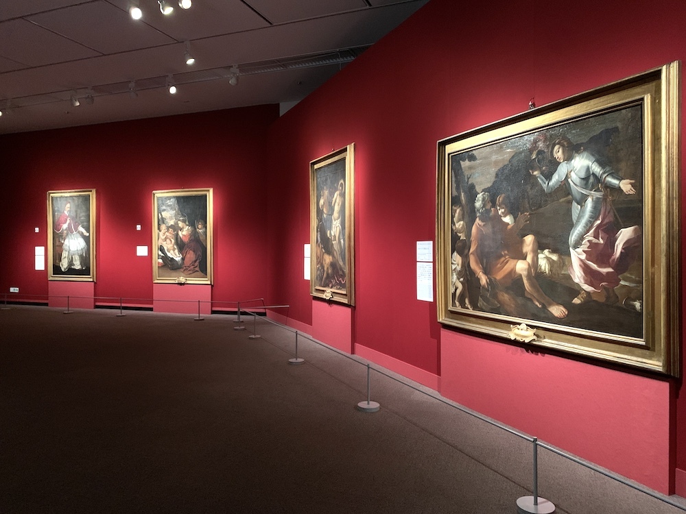 手前：ジョヴァンニ・ランフランコ《エルミニアと牧人たち》1633-37年、カピトリーノ美術館 絵画館蔵