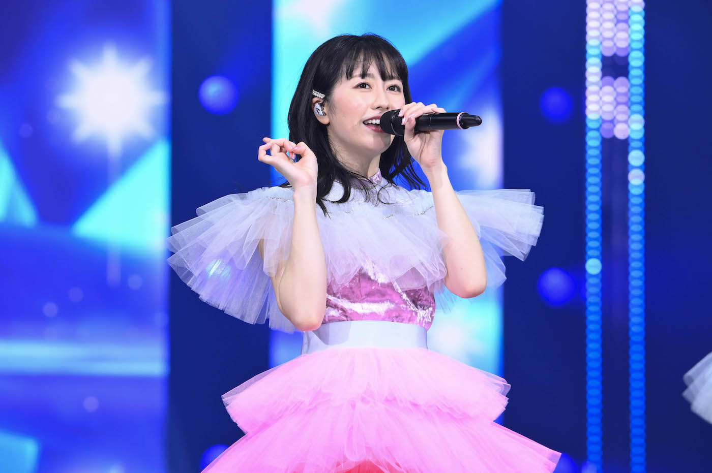 ももいろクローバーZ 　撮影＝高田真希子