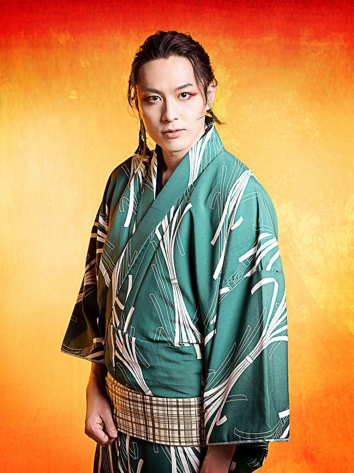 市村松之助 （稲垣成弥）
