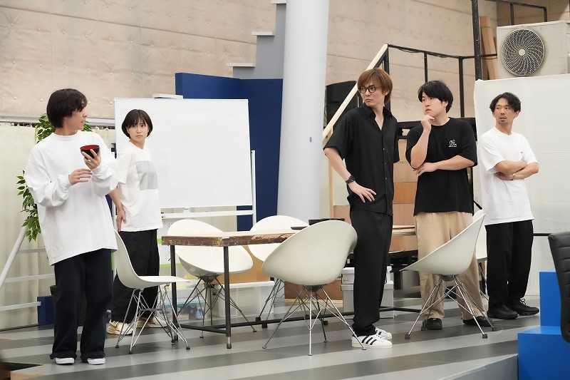 （左から）平間壮一、南沢奈央、薮宏太、森田甘路、岡田義徳