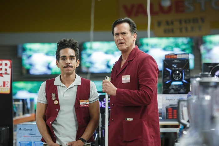 Ash vs Evil Dead © 2015 Starz Entertainment, LLC. All Rights Reserved.