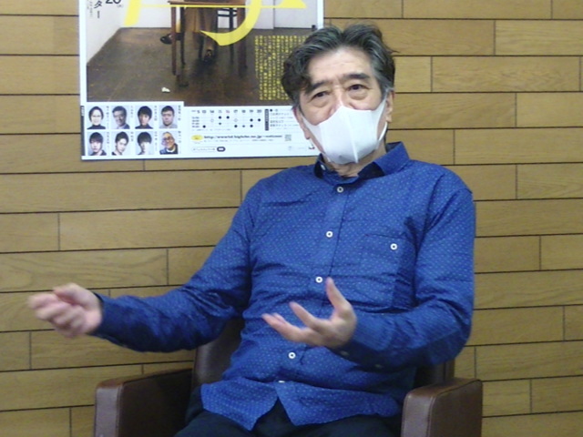 オフィスコットーネプロデュース『母 MATKA』父を演じる大谷亮介。