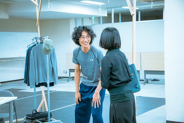 左から矢野昌幸、高野ゆらこ