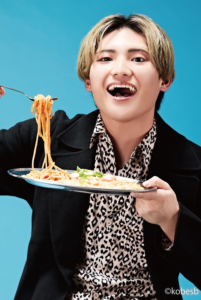 岡 竣太