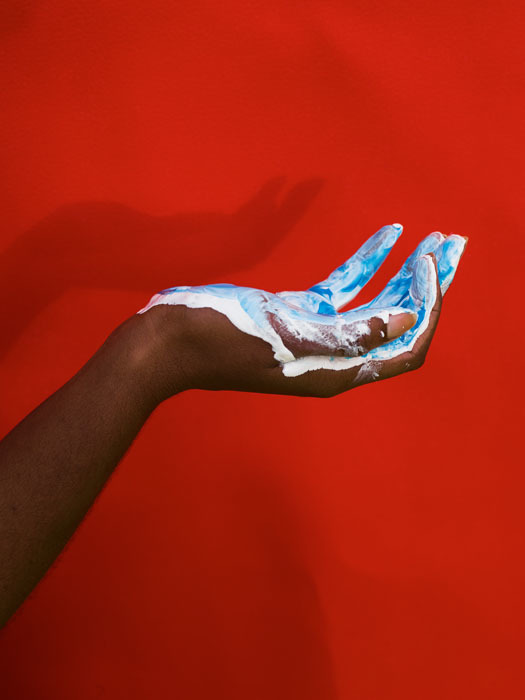  ヴィヴィアン・サッセン『Ra』2017年 ©Viviane Sassen, Courtesy of G/P gallery