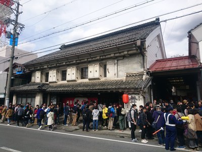 2018年開催「上諏訪街道呑みあるき」の様子