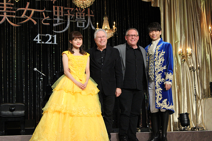 （左から）昆夏美　アラン・メンケン　ビル・コンドン　山崎育三郎