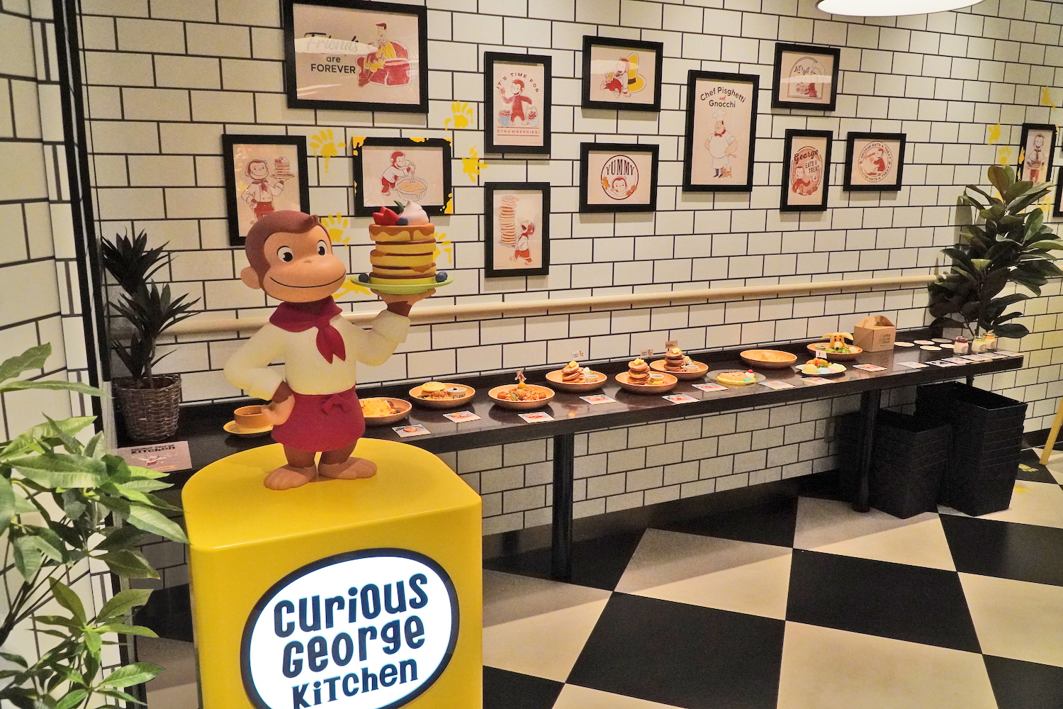 『Curious George Kitchen（『おさるのジョージ』キッチン）』
