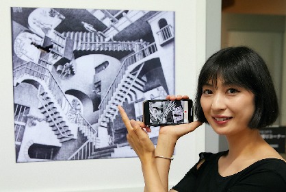 『ミラクル エッシャー展』でインスタ映え！　モデルが教える自撮りテクで、フォトスポットを巡ろう