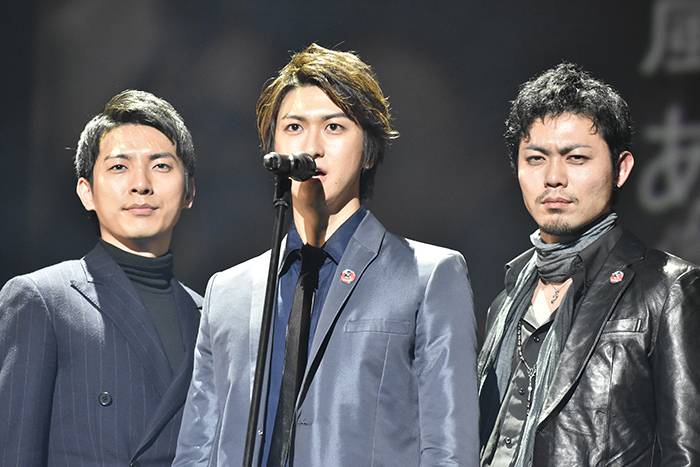（左から）上山竜治、相葉裕樹、上原理生 （撮影：原地達浩）