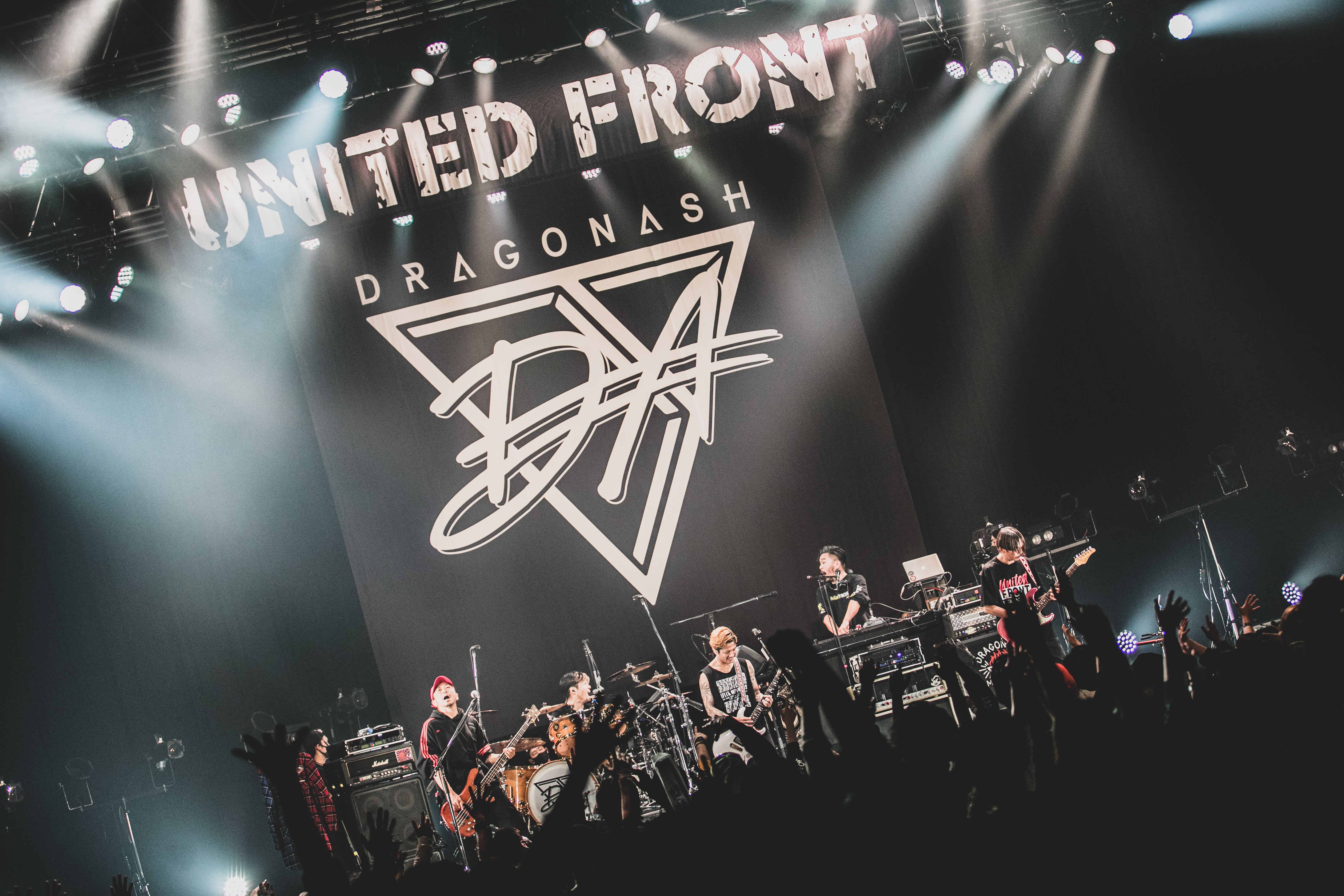 Dragon Ash、MONOEYSとの対バンライブ 『UNITED FRONT 2020』東京公演をレポート | Musicman