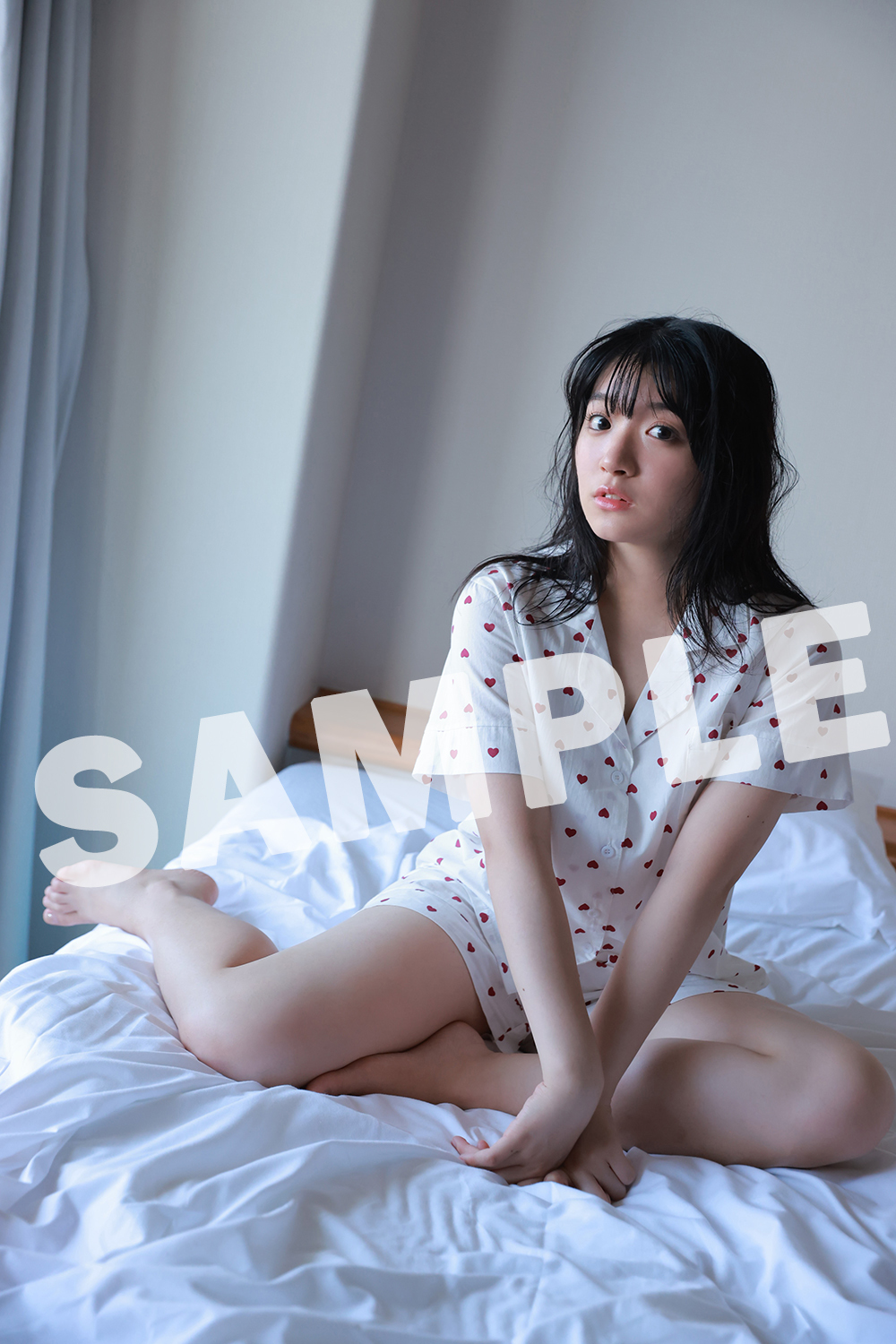 進藤あまね1st写真集_ゲーマーズ早期予約特典2Lブロマイド