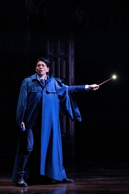 吉沢悠が新ハリー役としてデビュー　舞台『ハリー・ポッターと呪いの子』3年目キャストの舞台写真とコメントが公開